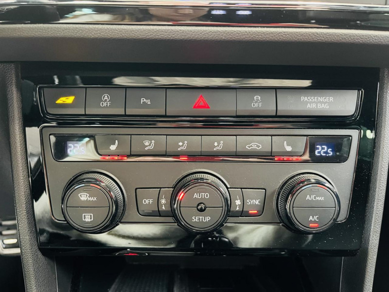 Photo 9 de l'offre de SEAT LEON 2.0 TSI 290 DSG7 Cupra à 25990€ chez Occasions Champenoises