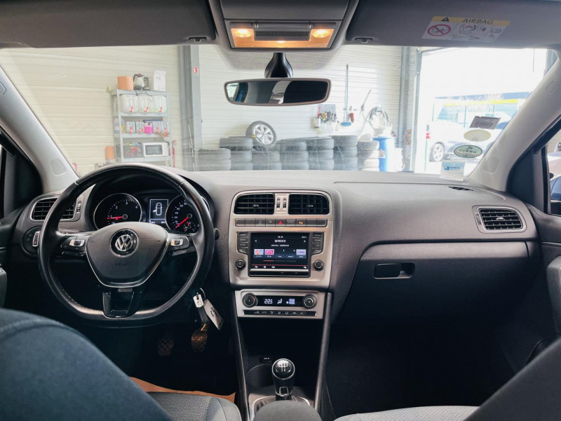 Photo 3 de l'offre de VOLKSWAGEN POLO 1.4 TDI 105 BlueMotion Technology Sportline à 11490€ chez Occasions Champenoises