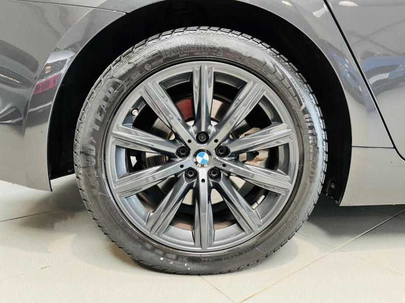 Photo 25 de l'offre de BMW SERIE 5  520d xDrive 190 ch BVA8 G30 Luxury à 24990€ chez Occasions Champenoises