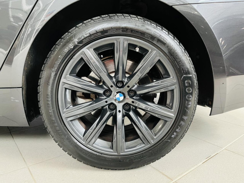 Photo 24 de l'offre de BMW SERIE 5  520d xDrive 190 ch BVA8 G30 Luxury à 24990€ chez Occasions Champenoises