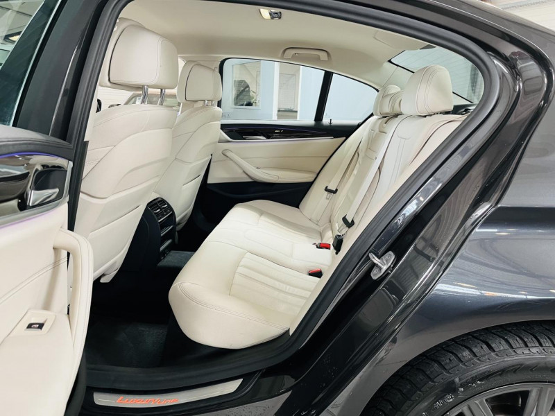 Photo 14 de l'offre de BMW SERIE 5  520d xDrive 190 ch BVA8 G30 Luxury à 24990€ chez Occasions Champenoises
