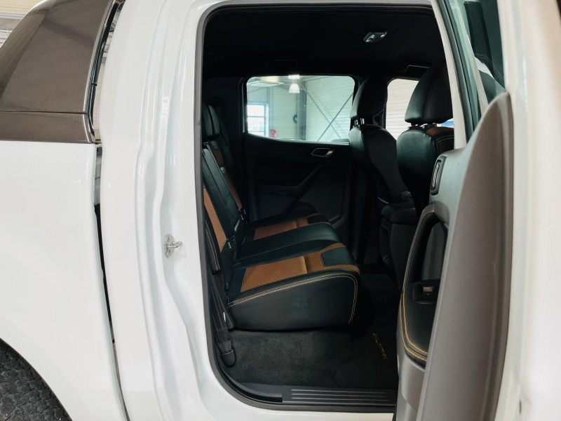 Photo 14 de l'offre de FORD RANGER Double Cabine 3.2 TDCi 200 4X4 BVA6 WILDTRAK à 27490€ chez Occasions Champenoises