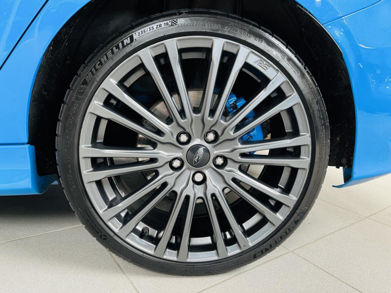 Photo 21 de l'offre de FORD FOCUS 2.3 EcoBoost 350 S&S RS à 29990€ chez Occasions Champenoises