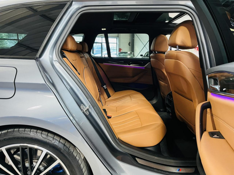 Photo 19 de l'offre de BMW SERIE 5 TOURING  530d xDrive 265 ch BVA8 G31 M Sport à 33990€ chez Occasions Champenoises