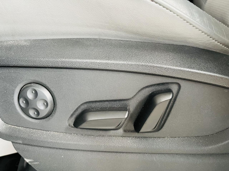 Photo 13 de l'offre de AUDI Q5  2.0 TDI 190 S tronic 7 Quattro S line à 32990€ chez Occasions Champenoises