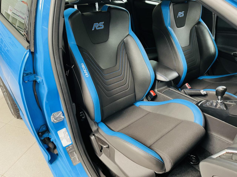 Photo 15 de l'offre de FORD FOCUS 2.3 EcoBoost 350 S&S RS à 29990€ chez Occasions Champenoises
