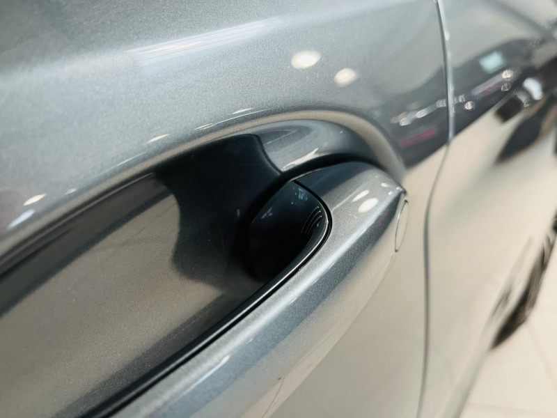 Photo 23 de l'offre de BMW SERIE 5 TOURING  530d xDrive 265 ch BVA8 G31 M Sport à 33990€ chez Occasions Champenoises