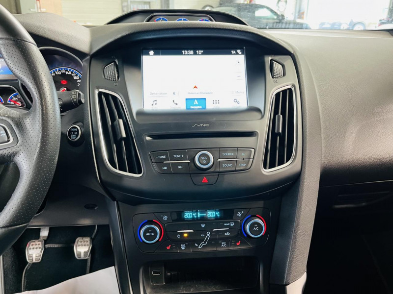 Photo 6 de l'offre de FORD FOCUS 2.3 EcoBoost 350 S&S RS à 29990€ chez Occasions Champenoises