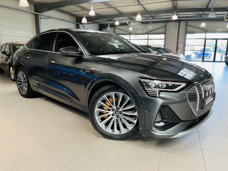 Audi E-TRON SPORTBACK  55 quattro 408 ch S line ELECTRIQUE Daytona Gray Pearl Effect Occasion à vendre