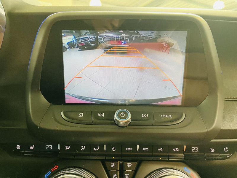 Photo 8 de l'offre de CHEVROLET CAMARO Coupé V8 6.2 453ch AT8 à 43990€ chez Occasions Champenoises