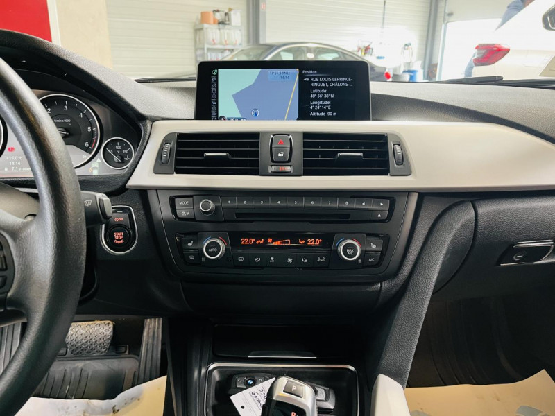 Photo 6 de l'offre de BMW SERIE 3  330d 258 ch F30 Lounge BVA 8 à 22990€ chez Occasions Champenoises