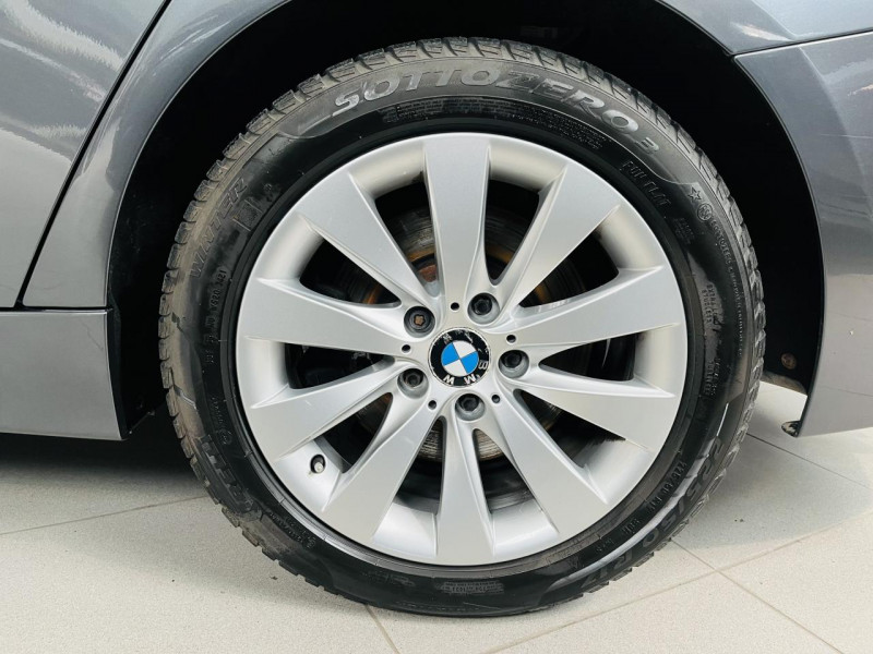 Photo 22 de l'offre de BMW SERIE 3  330d 258 ch F30 Lounge BVA 8 à 22990€ chez Occasions Champenoises