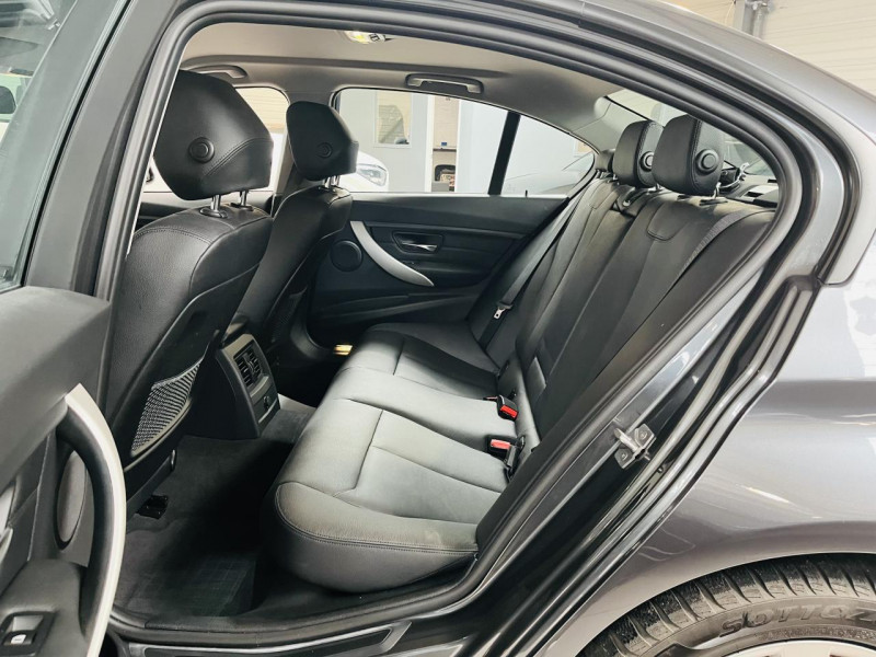 Photo 12 de l'offre de BMW SERIE 3  330d 258 ch F30 Lounge BVA 8 à 22990€ chez Occasions Champenoises