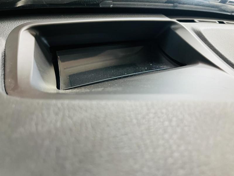 Photo 8 de l'offre de BMW SERIE 3  330d 258 ch F30 Lounge BVA 8 à 22990€ chez Occasions Champenoises