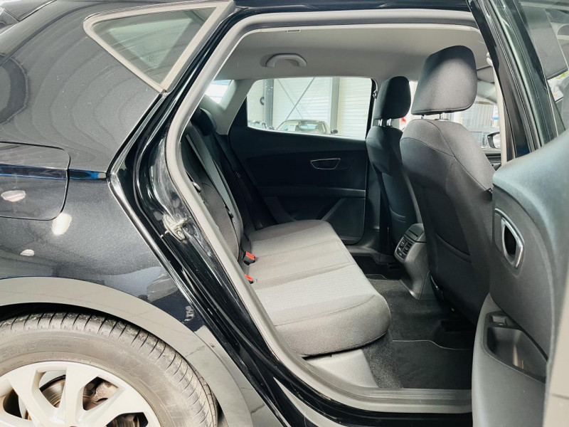 Photo 11 de l'offre de SEAT LEON 1.6 TDI 110 Ecomotive Style à 10990€ chez Occasions Champenoises