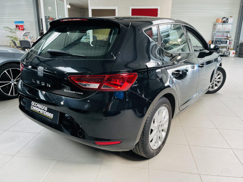 Photo 16 de l'offre de SEAT LEON 1.6 TDI 110 Ecomotive Style à 10990€ chez Occasions Champenoises
