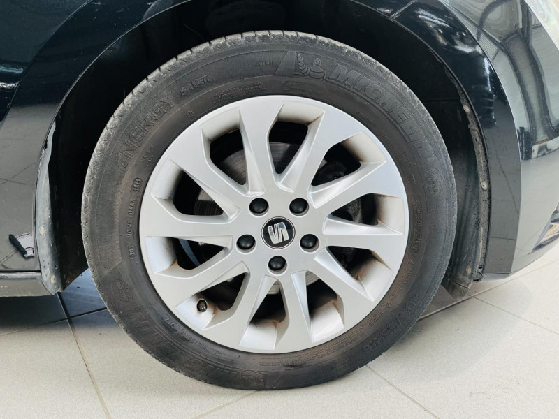 Photo 20 de l'offre de SEAT LEON 1.6 TDI 110 Ecomotive Style à 10990€ chez Occasions Champenoises