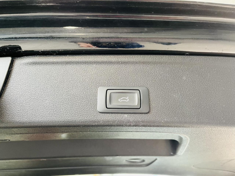 Photo 15 de l'offre de AUDI A4 AVANT 40 TDI 190 S tronic 7 Design à 25490€ chez Occasions Champenoises