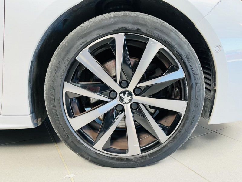 Photo 27 de l'offre de PEUGEOT 508 SW  BlueHDi 177 ch S&S EAT8 GT Line à 18990€ chez Occasions Champenoises