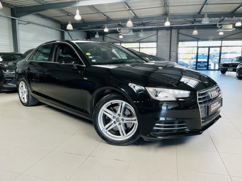 Audi A4  2.0 TDI 150 S tronic 7 S line DIESEL Myth Black Metallic Occasion à vendre