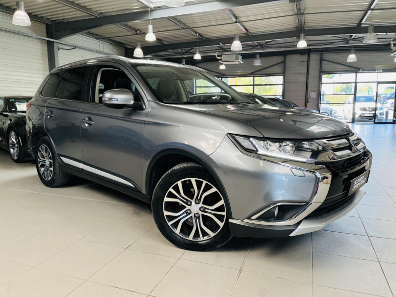 Mitsubishi OUTLANDER 2.2 DI-D 150 4WD Instyle BVA 7 Places DIESEL GRIS Occasion à vendre