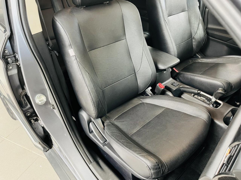 Photo 20 de l'offre de MITSUBISHI OUTLANDER 2.2 DI-D 150 4WD Instyle BVA 7 Places à 16990€ chez Occasions Champenoises
