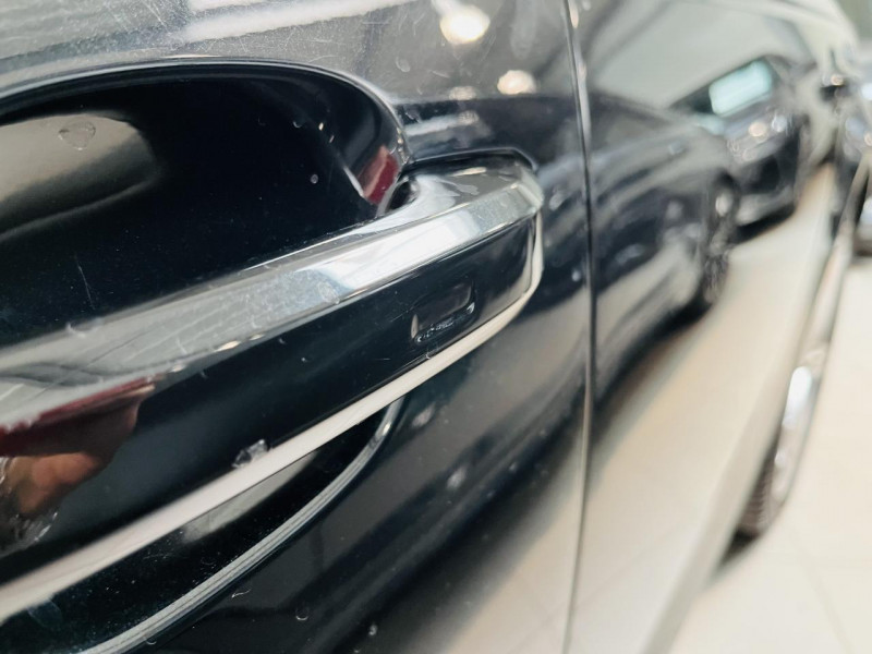 Photo 16 de l'offre de AUDI A4  2.0 TDI 150 S tronic 7 S line à 21990€ chez Occasions Champenoises