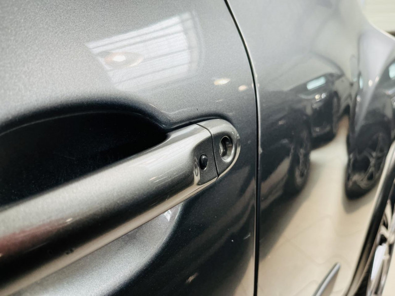 Photo 17 de l'offre de NISSAN JUKE 1.6e DIG-T 190 Start/Stop System Tekna à 11990€ chez Occasions Champenoises