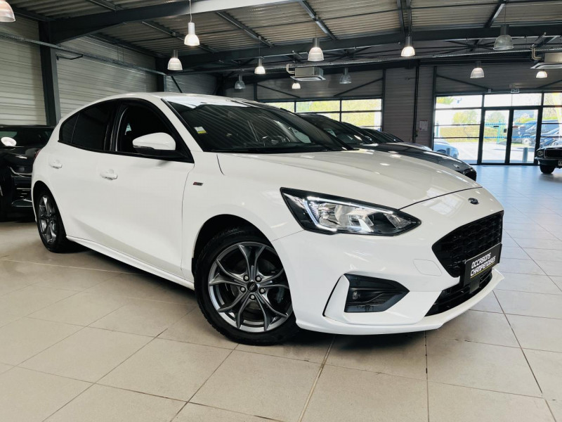 Ford FOCUS 1.0 EcoBoost 125 S&S ST Line ESSENCE Frozen White Occasion à vendre