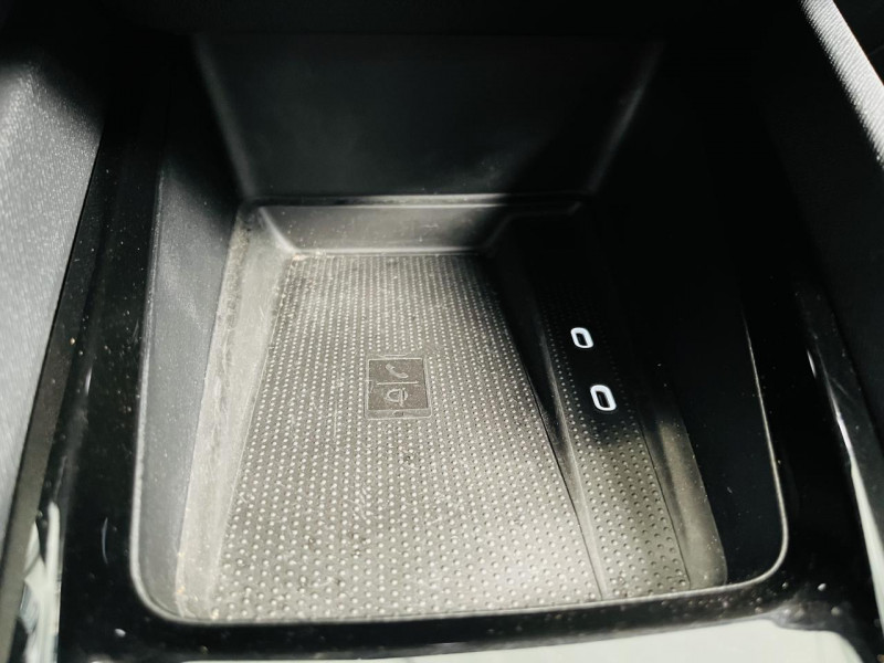 Photo 10 de l'offre de SKODA OCTAVIA COMBI 2.0 TDI 200 ch DSG7 4x4 Scout à 26990€ chez Occasions Champenoises