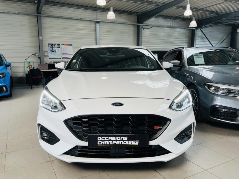 Photo 2 de l'offre de FORD FOCUS 1.0 EcoBoost 125 S&S ST Line à 14490€ chez Occasions Champenoises
