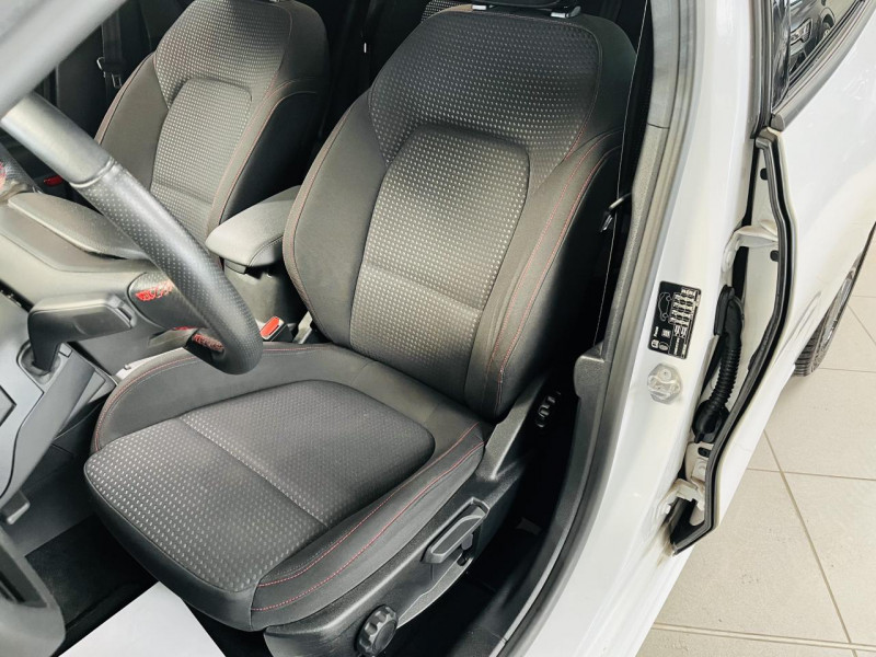 Photo 7 de l'offre de FORD FOCUS 1.0 EcoBoost 125 S&S ST Line à 14490€ chez Occasions Champenoises