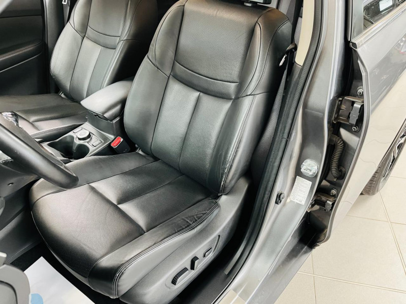 Photo 10 de l'offre de NISSAN X-TRAIL  1.6 dCi 130 7pl All-Mode 4x4-i Tekna à 15990€ chez Occasions Champenoises