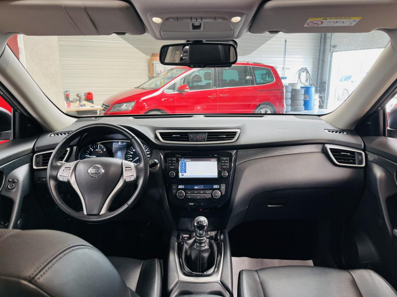 Photo 4 de l'offre de NISSAN X-TRAIL  1.6 dCi 130 7pl All-Mode 4x4-i Tekna à 15990€ chez Occasions Champenoises
