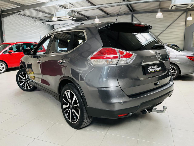 Photo 21 de l'offre de NISSAN X-TRAIL  1.6 dCi 130 7pl All-Mode 4x4-i Tekna à 15990€ chez Occasions Champenoises