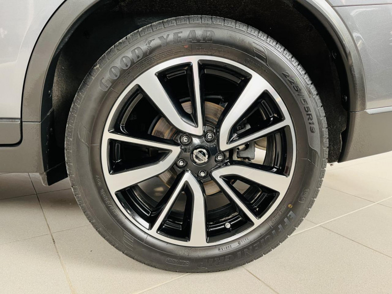 Photo 26 de l'offre de NISSAN X-TRAIL  1.6 dCi 130 7pl All-Mode 4x4-i Tekna à 15990€ chez Occasions Champenoises