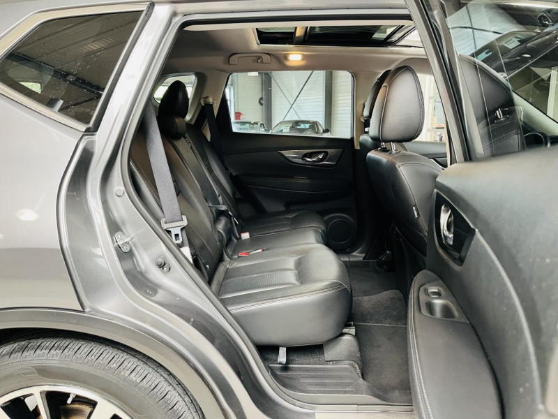 Photo 18 de l'offre de NISSAN X-TRAIL  1.6 dCi 130 7pl All-Mode 4x4-i Tekna à 15990€ chez Occasions Champenoises