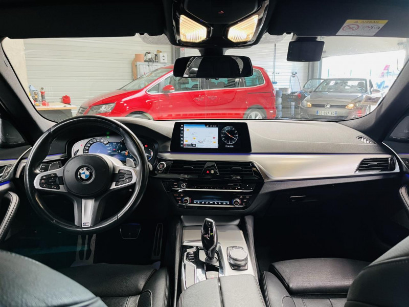 Photo 3 de l'offre de BMW SERIE 5 M550i xDrive - BVA Sport Steptronic à 39990€ chez Occasions Champenoises