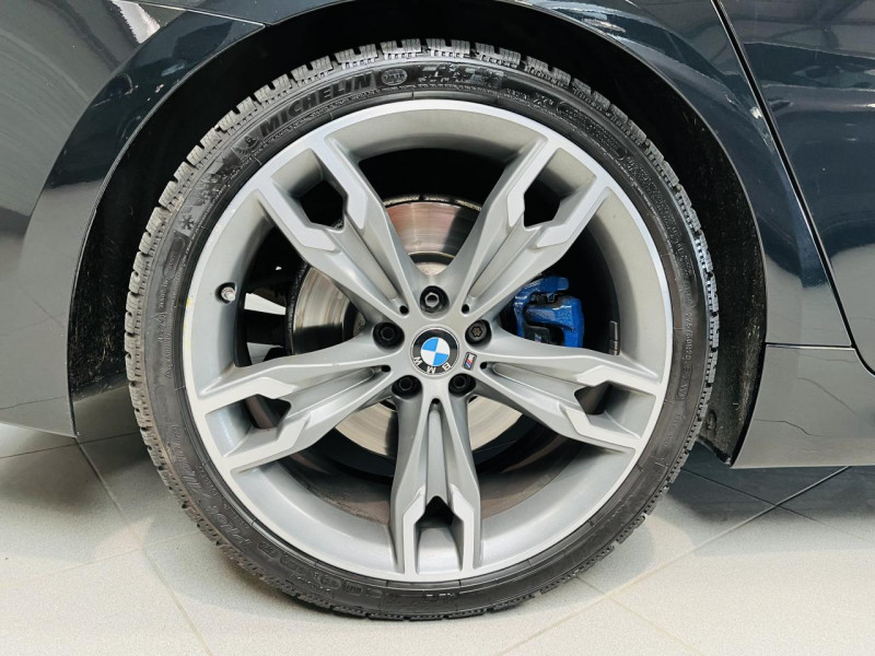 Photo 29 de l'offre de BMW SERIE 5 M550i xDrive - BVA Sport Steptronic à 39990€ chez Occasions Champenoises