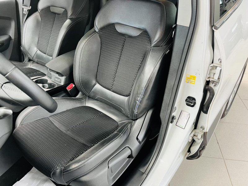 Photo 9 de l'offre de RENAULT KADJAR TCe 140 FAP Limited à 14990€ chez Occasions Champenoises
