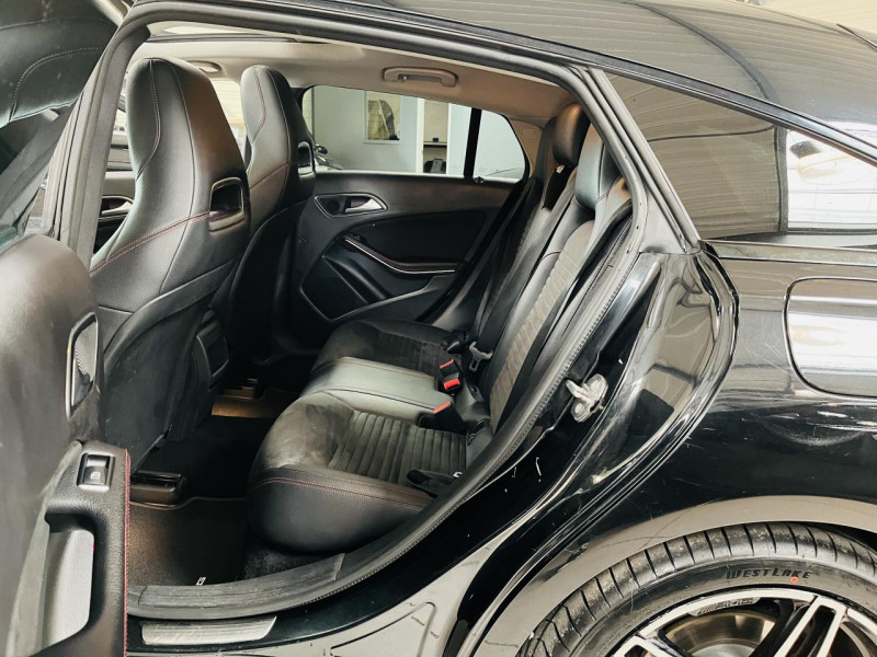 Photo 12 de l'offre de MERCEDES-BENZ CLA SHOOTING BRAKE 200 d 7G-DCT Fascination à 20990€ chez Occasions Champenoises