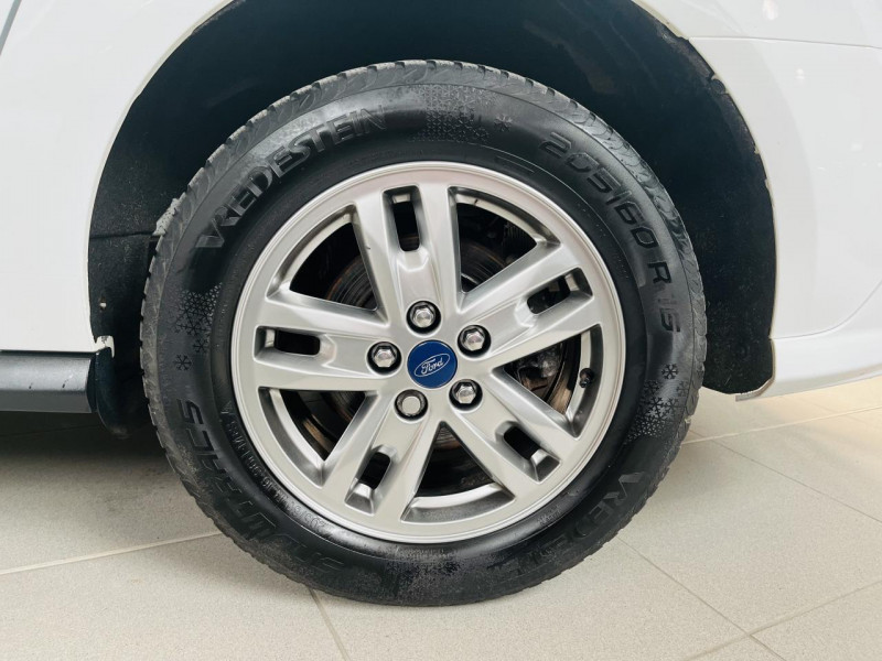 Photo 23 de l'offre de FORD TOURNEO Long 1.5 EcoBlue 120 S&S Titanium à 16990€ chez Occasions Champenoises