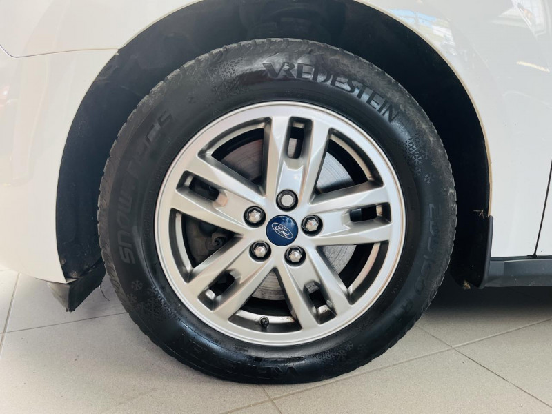 Photo 22 de l'offre de FORD TOURNEO Long 1.5 EcoBlue 120 S&S Titanium à 16990€ chez Occasions Champenoises