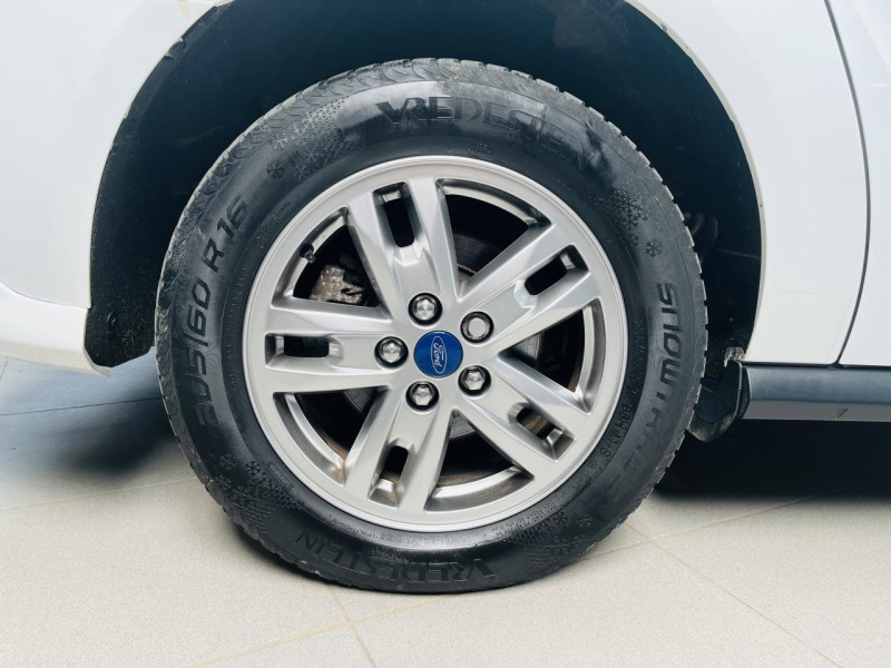 Photo 24 de l'offre de FORD TOURNEO Long 1.5 EcoBlue 120 S&S Titanium à 16990€ chez Occasions Champenoises