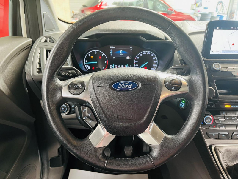 Photo 4 de l'offre de FORD TOURNEO Long 1.5 EcoBlue 120 S&S Titanium à 16990€ chez Occasions Champenoises