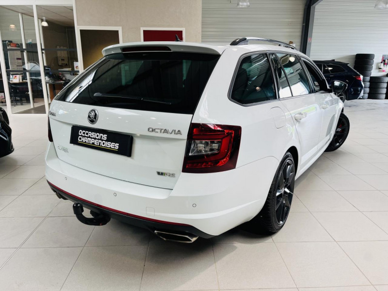 Photo 22 de l'offre de SKODA Octavia combi 2.0 TSI 230 DSG 6 RS à 19990€ chez Occasions Champenoises