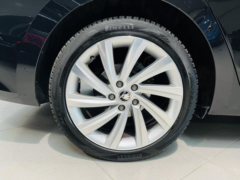 Photo 26 de l'offre de SKODA Octavia combi 1.5 TSI ACT 150 Style à 20990€ chez Occasions Champenoises