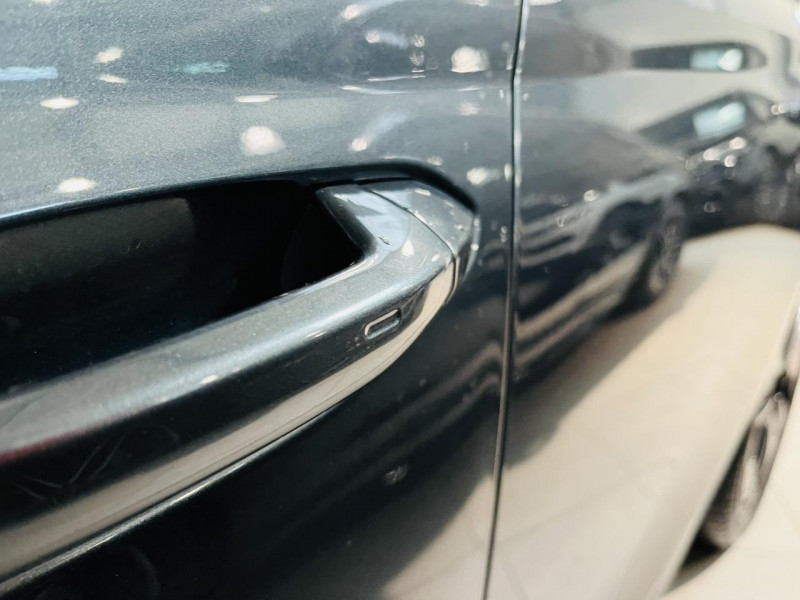 Photo 22 de l'offre de SKODA Octavia combi 2.0 TSI 245 RS DSG 7 à 28990€ chez Occasions Champenoises