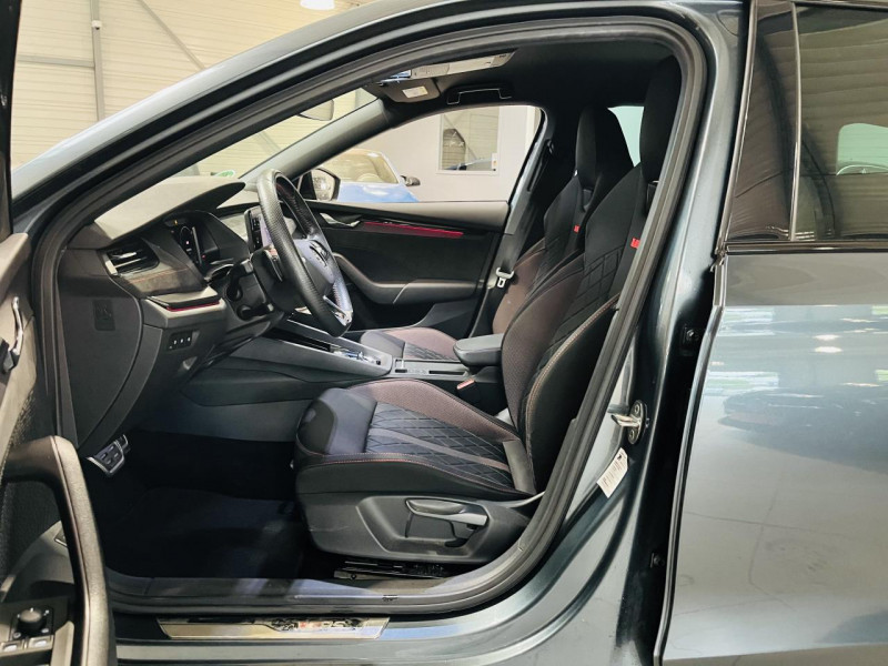 Photo 13 de l'offre de SKODA Octavia combi 2.0 TSI 245 RS DSG 7 à 28990€ chez Occasions Champenoises