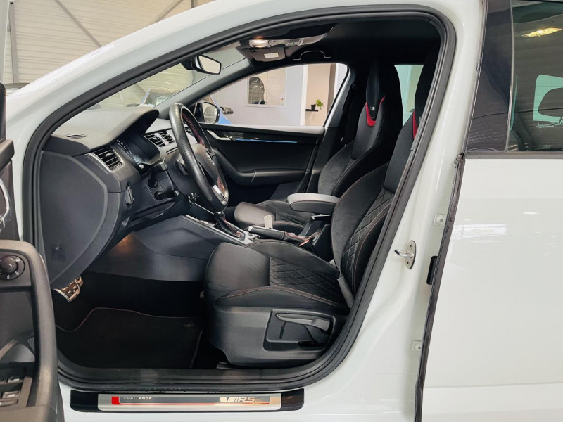 Photo 12 de l'offre de SKODA Octavia combi 2.0 TSI 230 DSG 6 RS à 19990€ chez Occasions Champenoises